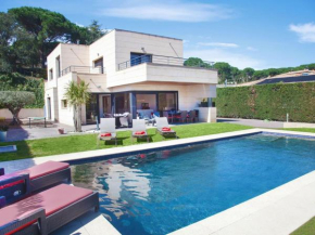  Holiday Home Rubi  Castell-Platja d’Aro